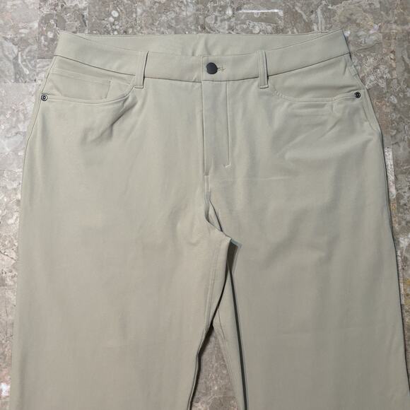 Lululemon Pants Mens 32 (Fits 34x32) Beige Tan ABC Classic Warpstreme Golf - Picture 1 of 11